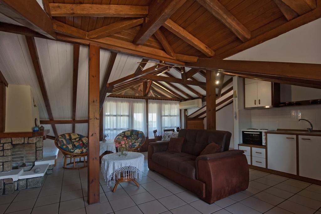 Appartement Kamares House &